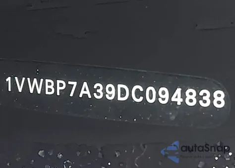 2013 Volkswagen Passat 2.5L Se z USA, uszkodzony, nr VIN 1VWBP7A39DC094838